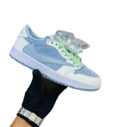 Nike Travis Scott Low White Sky Sneaker