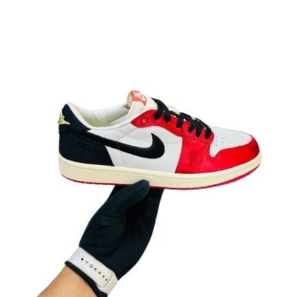 Nike Air Jordan 1 Retro Low Trophy Room