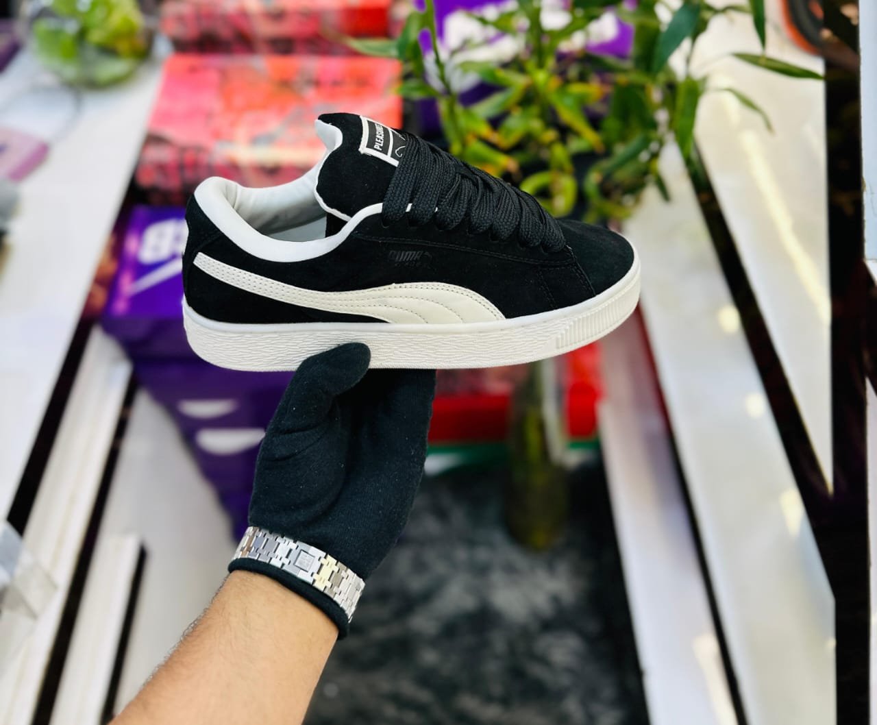 Puma Suede xl Black/White Sneaker For Mens - Image 2