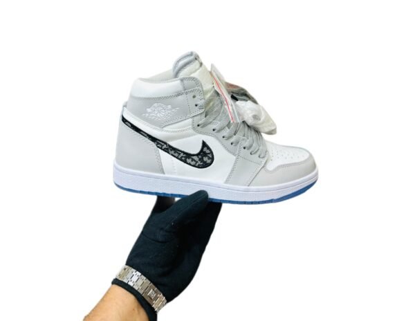 Air Jordan 1 High Dior Men's Sneaker