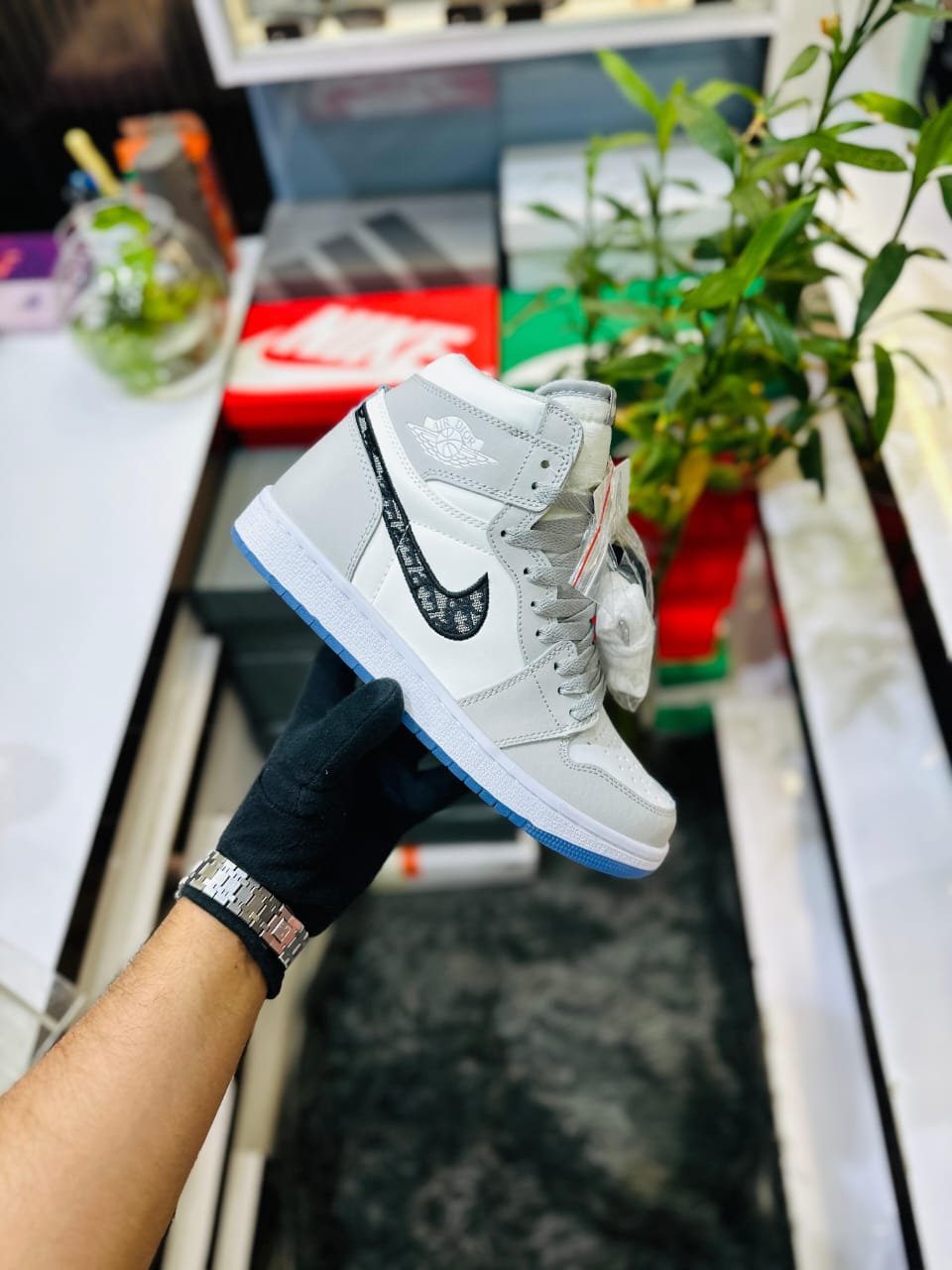 Air Jordan 1 High Dior Men's Sneaker - Image 2