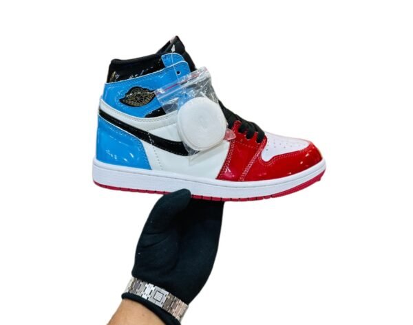 Jordan Retro 1 High Fearless Sneaker