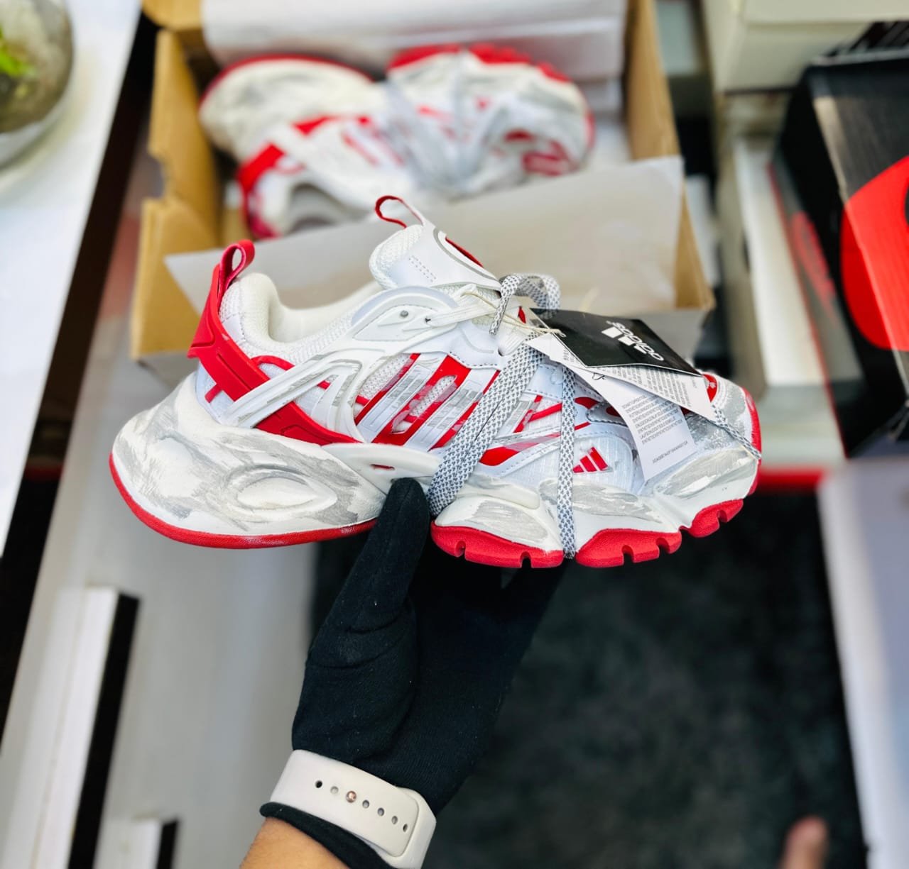 Adidas XLG Runner Deluxe White Red - Image 2