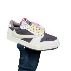 Air Jordan 1 Low Travis Scott "Reverse Mocha" Sneakers
