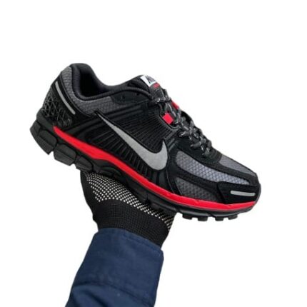 Nike Zoom Vomero 5 "Bred Black'