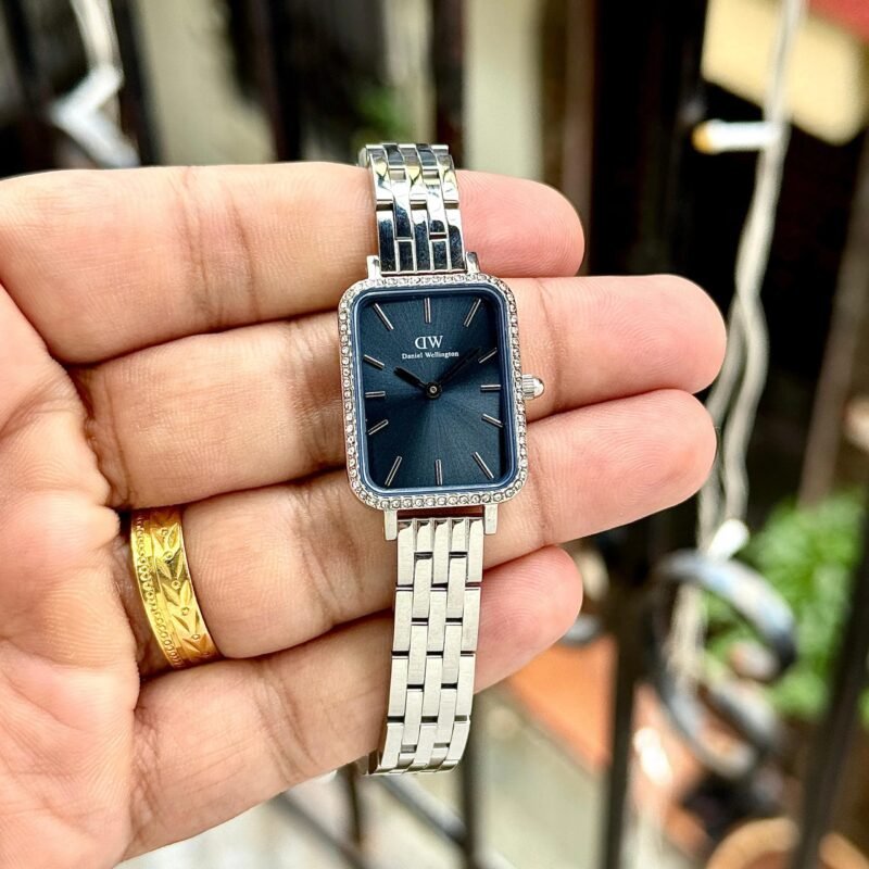DANIEL WELLINGTON QUADRO LUMINE BEZEL BLUE DIAL