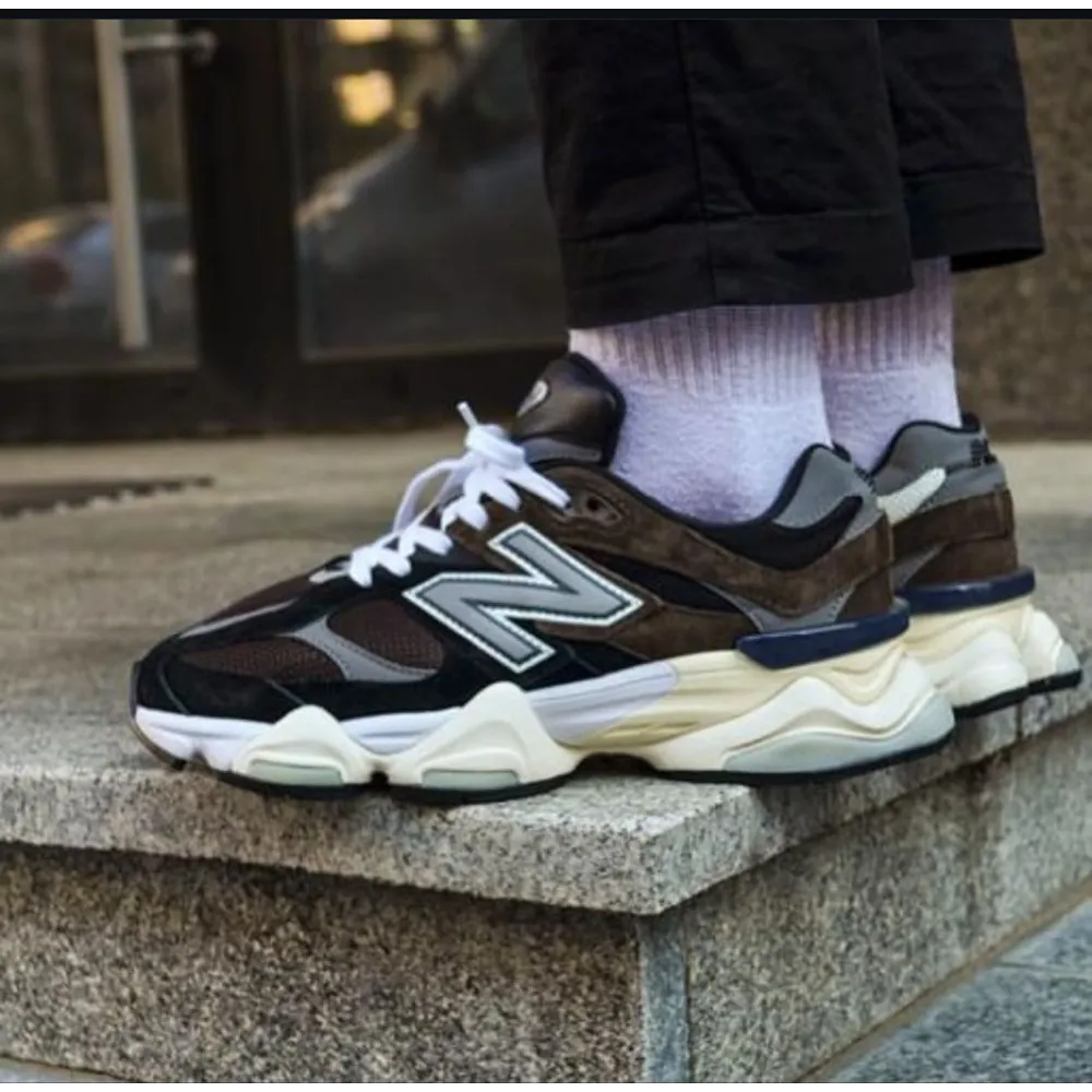 *New Balance 9060 Dark Brown Shoes For Men (LAZ439)