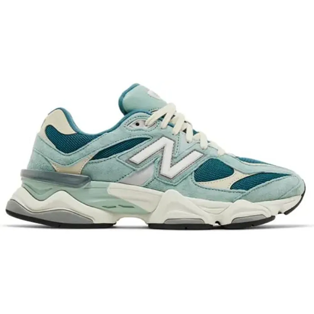 New Balance 9060 Shoes For Men (LAZ416)