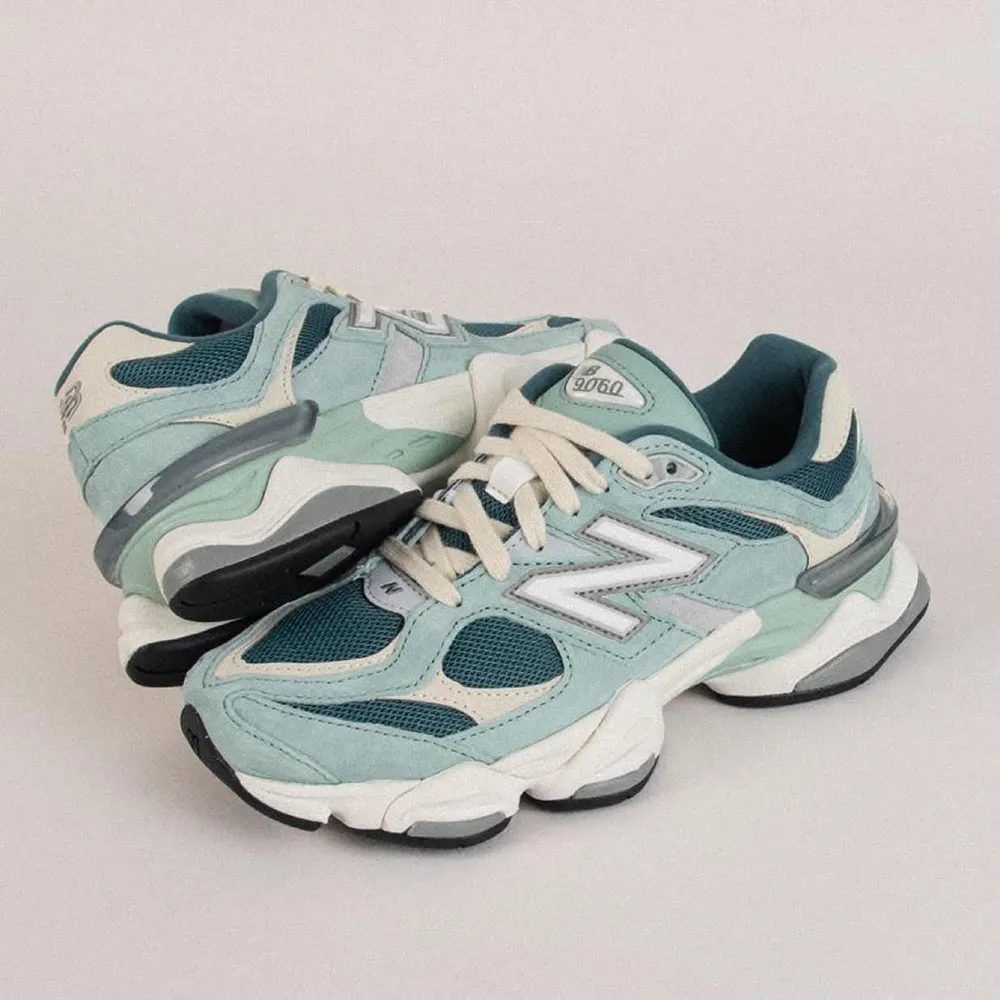 New Balance 9060 Shoes For Men (LAZ416)