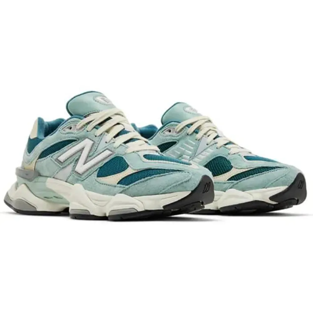 New Balance 9060 Shoes For Men (LAZ416)