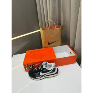 Nike X Sacai Vaporwaffle Black White Shoes For Men (LAB728)
