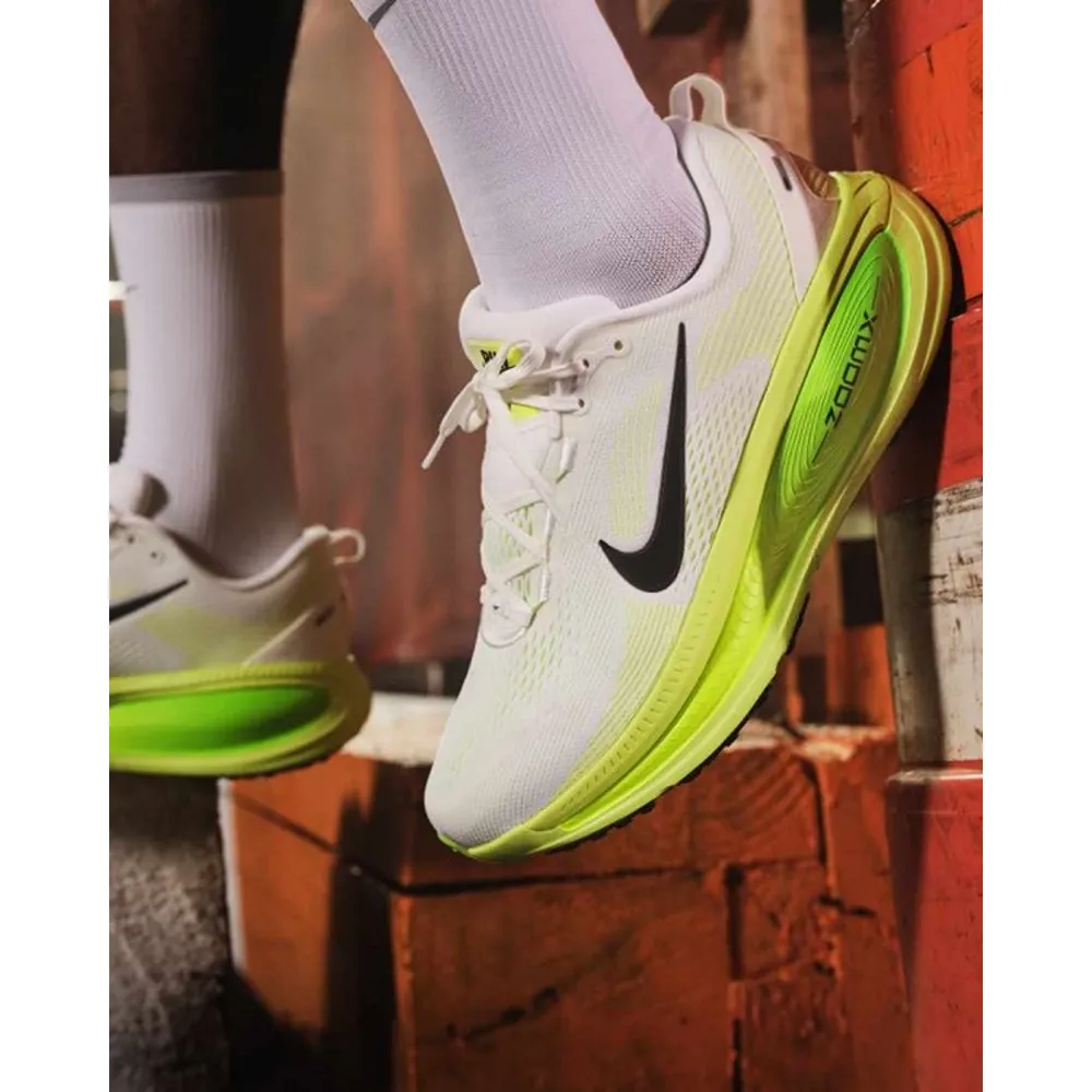 Nike Vomero 18 Green Shoes For Men (SUP803) - Image 2
