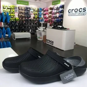 Trendy Crocs Lite Ride Black Clogs For Men (TS900)