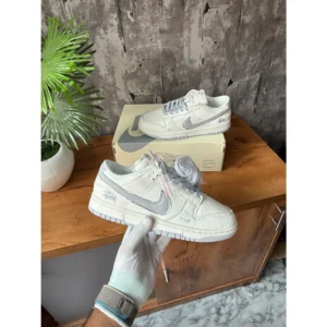 Stylish Stussy X Nike Dunk Low White Grey Shoes For Men (LAB1139)